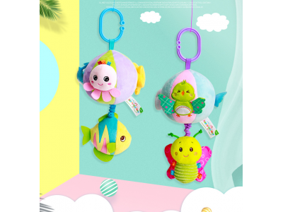 玩具是童年時(shí)代的珍寶，但在選購?fù)婢邥r(shí)，你一定要注意玩具的安全性。以下寶寶玩具安全須知，有助于讓寶寶安全、開心地玩耍。